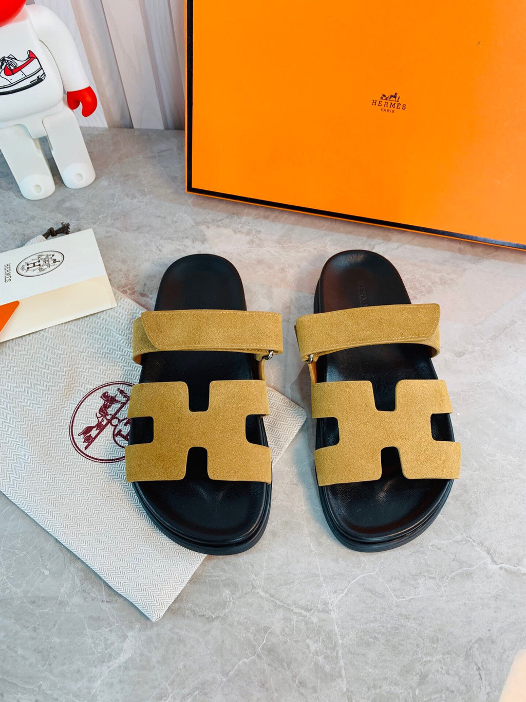 Hermes Women Men Izmir sandal Sheep Skin H222853