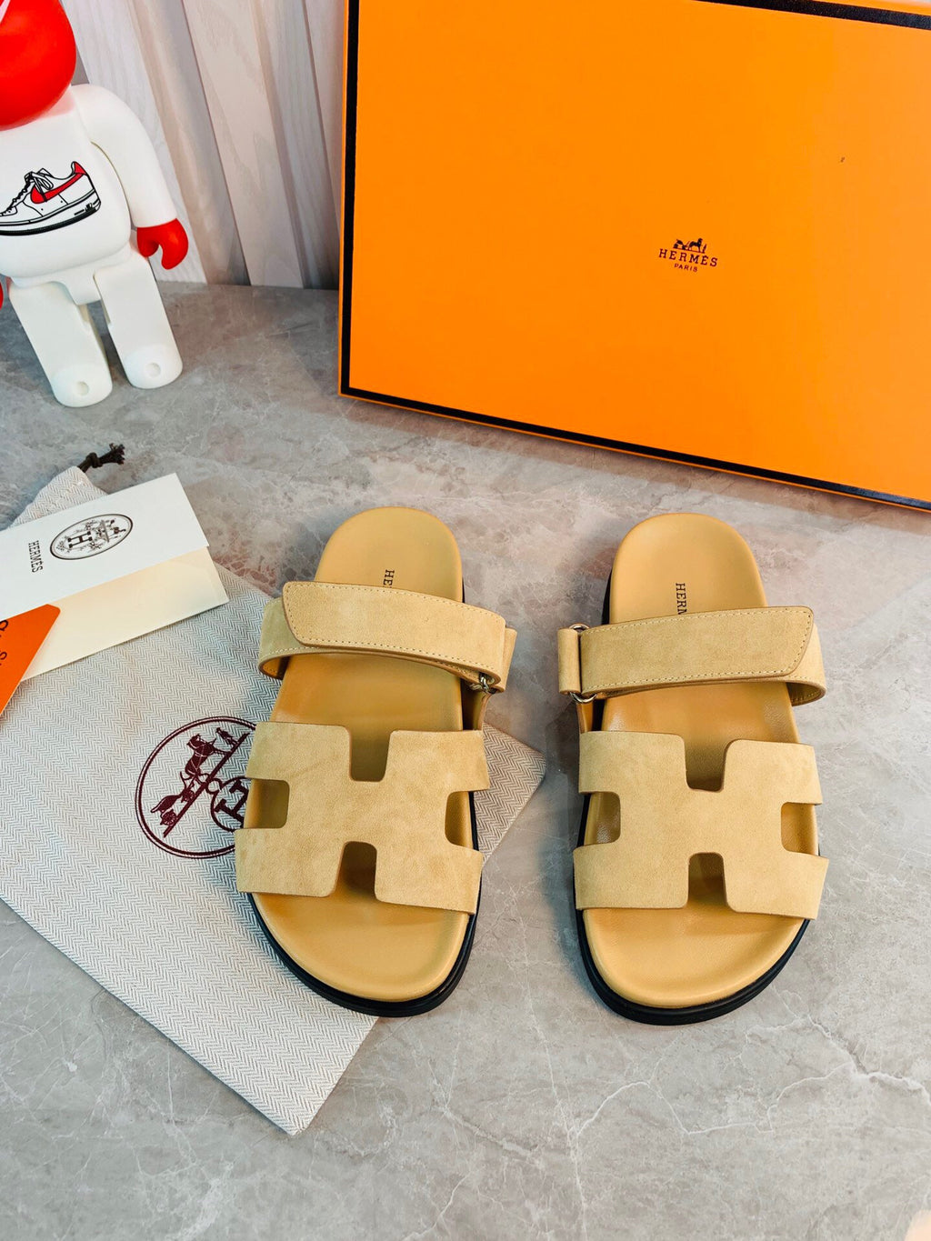 Hermes Women Men Izmir sandal Sheep Skin H222855