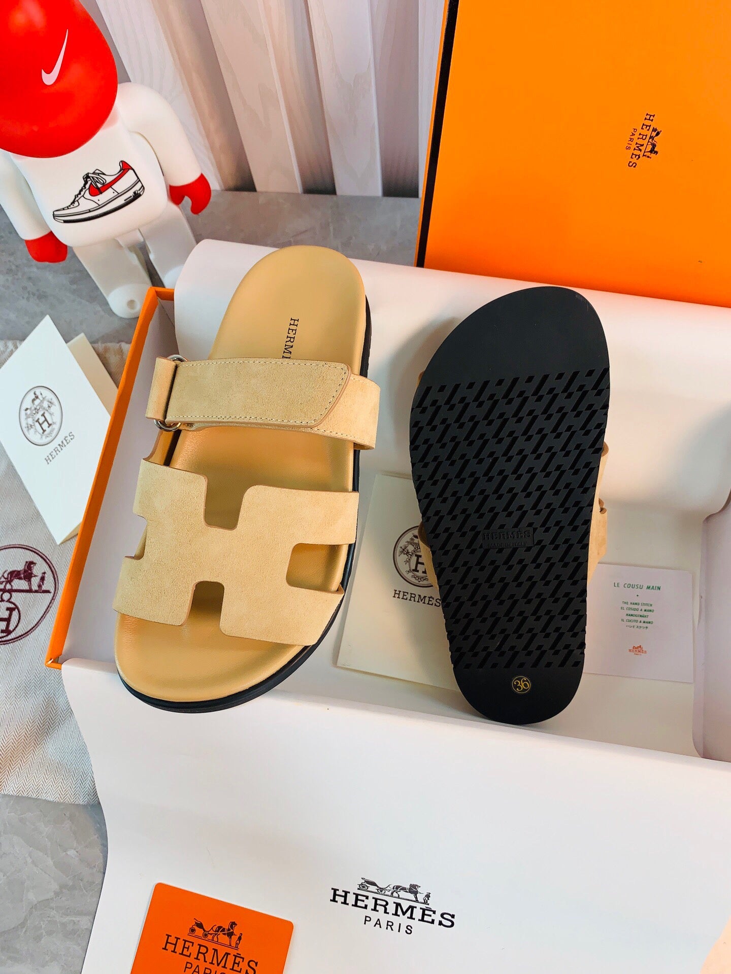 Hermes Women Men Izmir sandal Sheep Skin H222855
