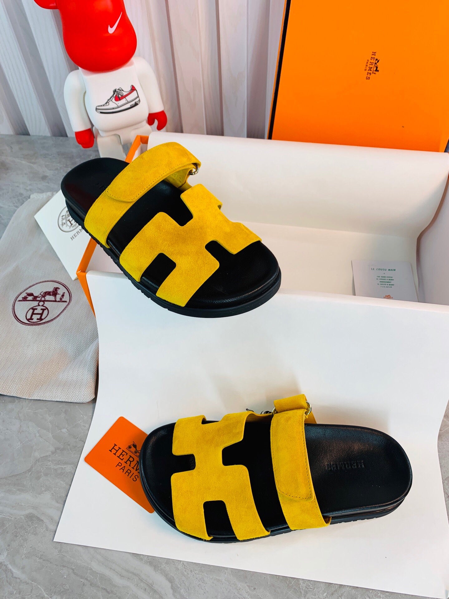 Hermes Women Men Izmir sandal Sheep Skin H222856
