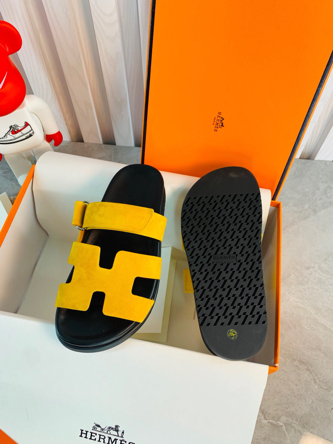 Hermes Women Men Izmir sandal Sheep Skin H222856