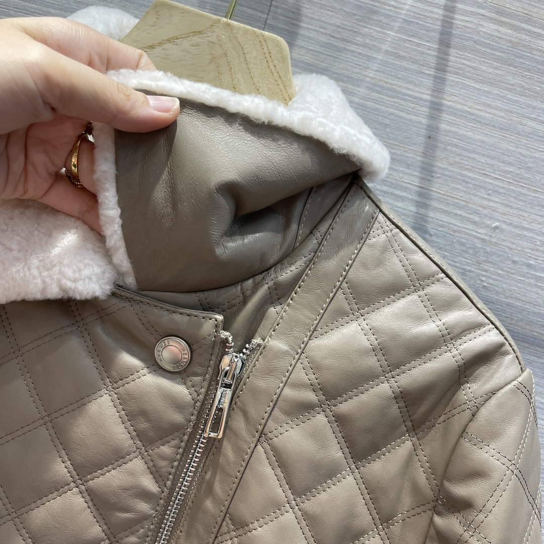 Hermes Women's Fashion Clothing Embossed Leather Jacket H33259