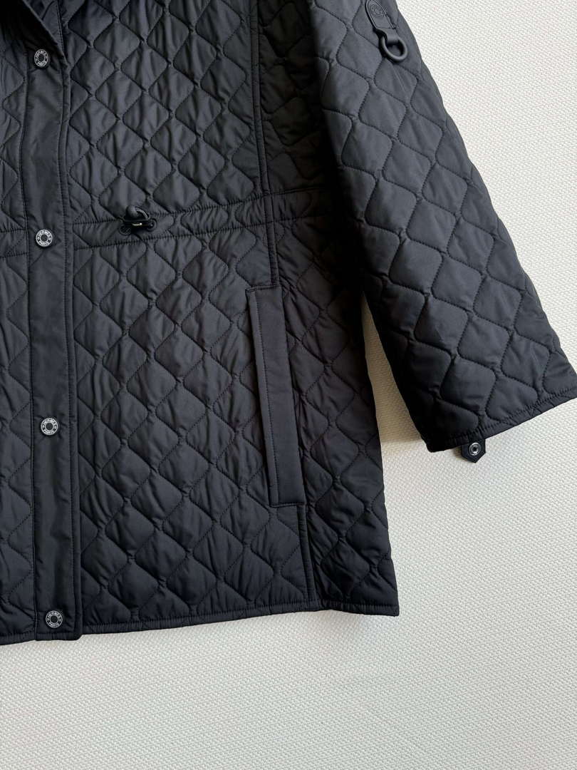 Hermes Women's Fashion Waisted diamond quilted jacket H33423