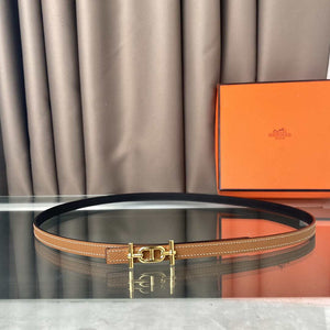 Hermes Women's Leather Focus belt buckle & Reversible leather strap 13 mm H991005 - '--Please Select-- - View 2