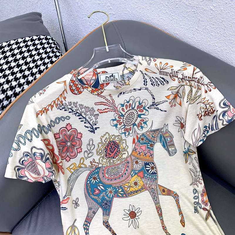 Hermes Women's T-shirt Fashion Clothing H77120