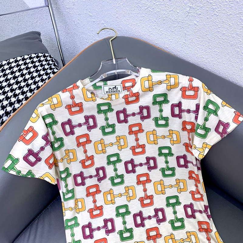 Hermes Women's T-shirt Fashion Clothing H77124