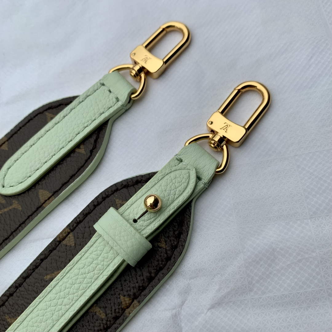 LV M24605 Louis Vuitton SPEEDY 18 LV&I Calf Leather Handbag Matcha Green - Default Title - View 5