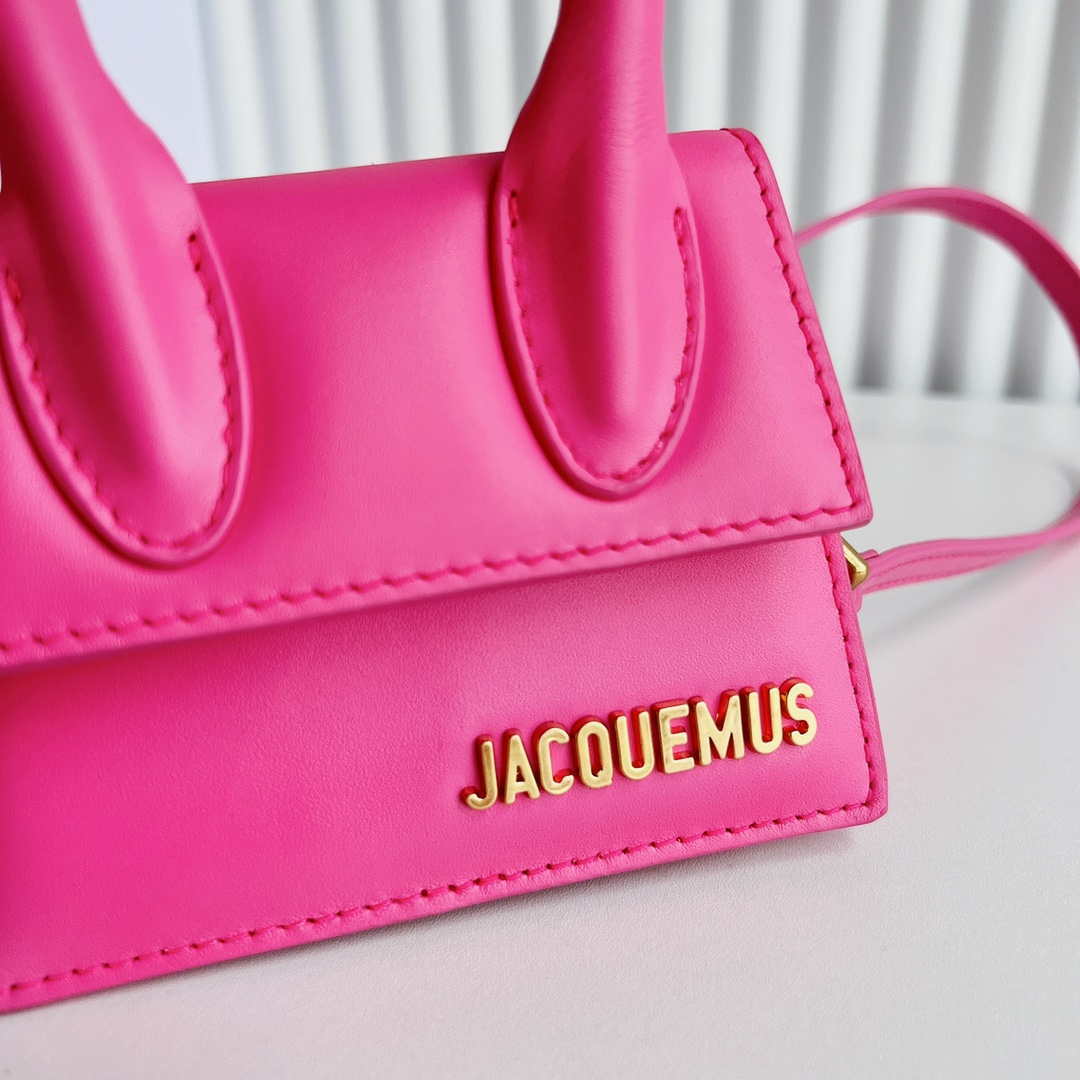 Jacquemus 213BA001 Le Chiquito Signature leather mini handbag Pink