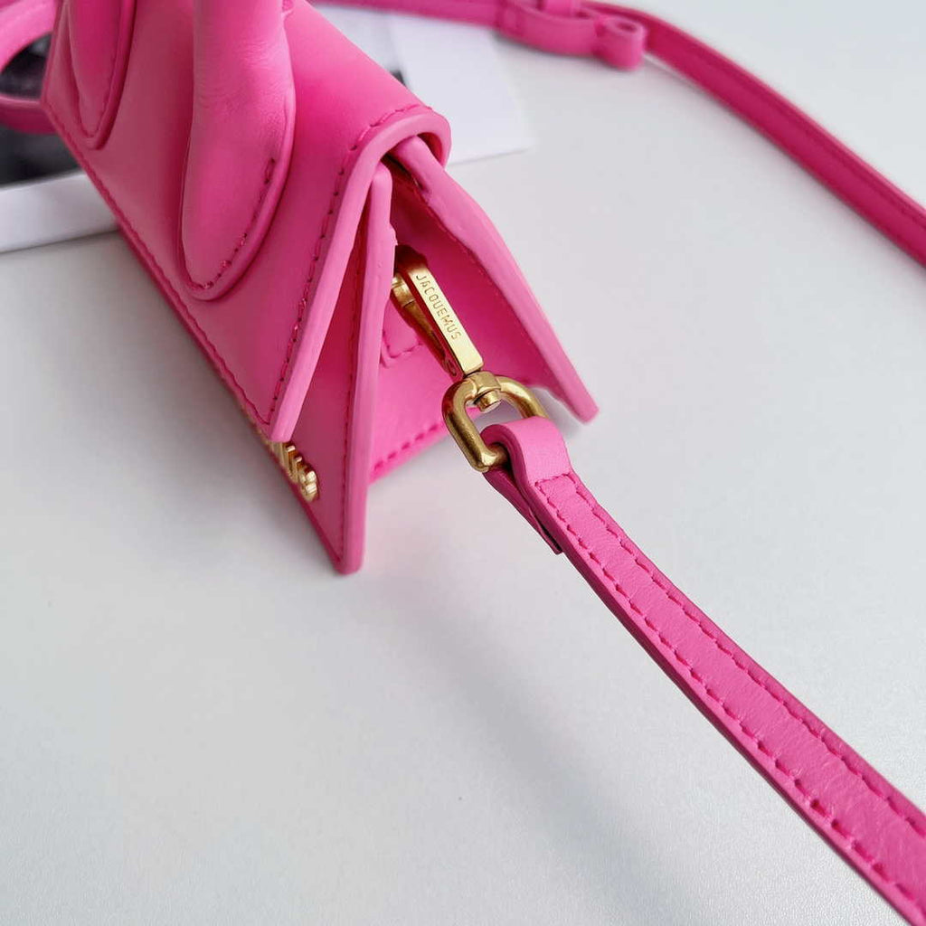 Jacquemus 213BA001 Le Chiquito Signature leather mini handbag Pink