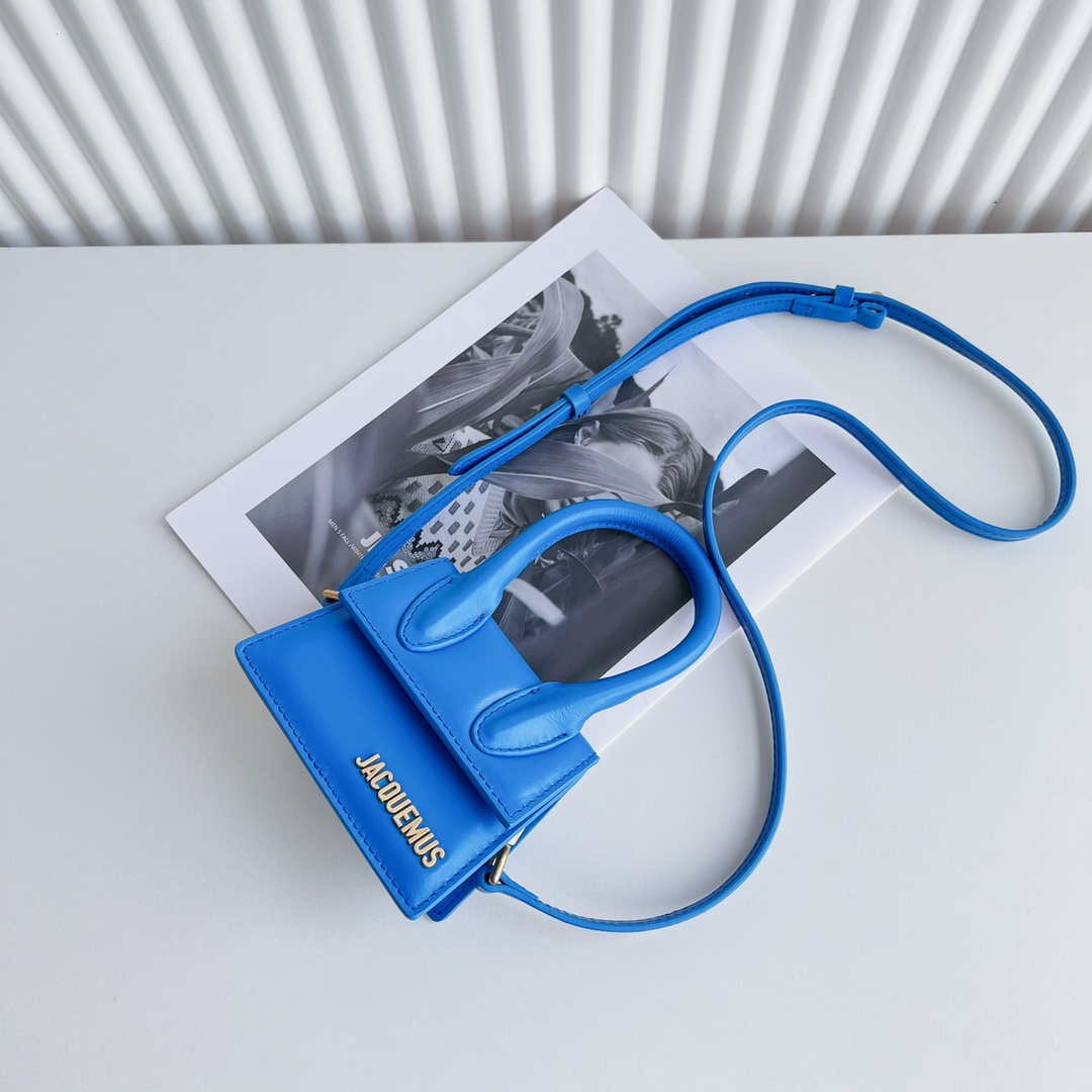 Jacquemus 213BA001 Le Chiquito Signature leather mini handbag Blue