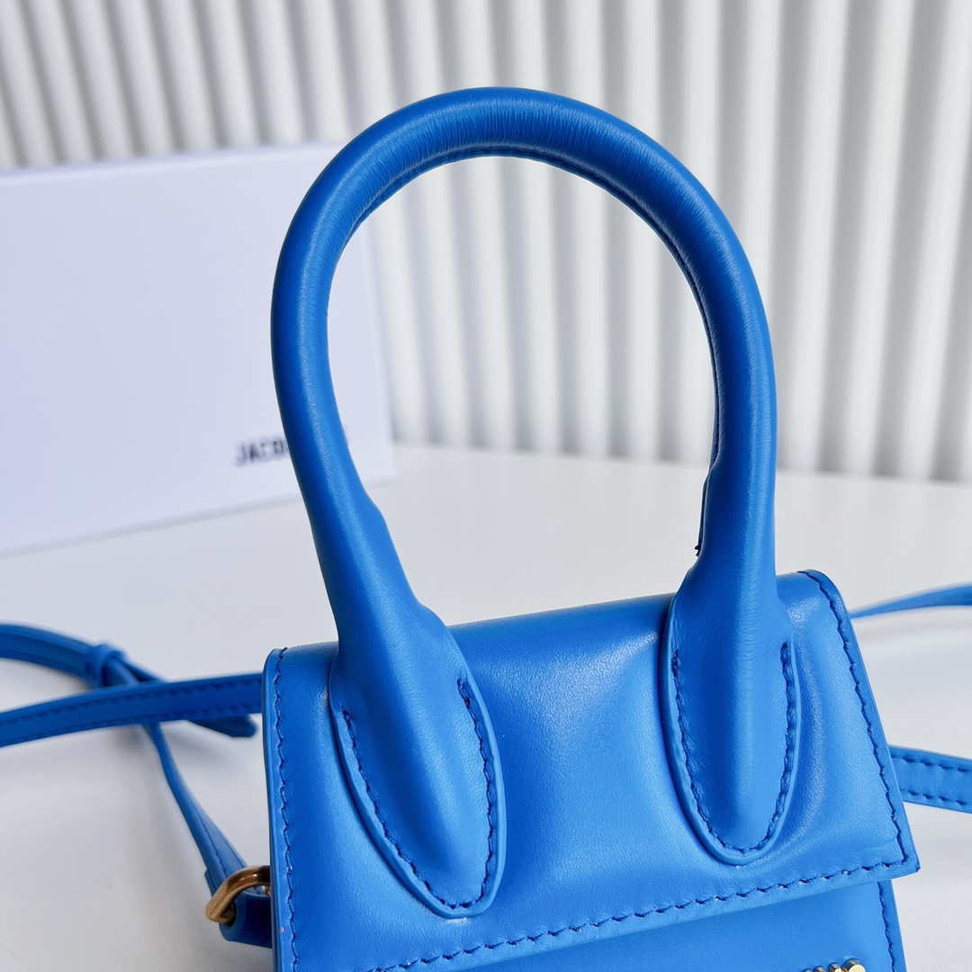 Jacquemus 213BA001 Le Chiquito Signature leather mini handbag Blue