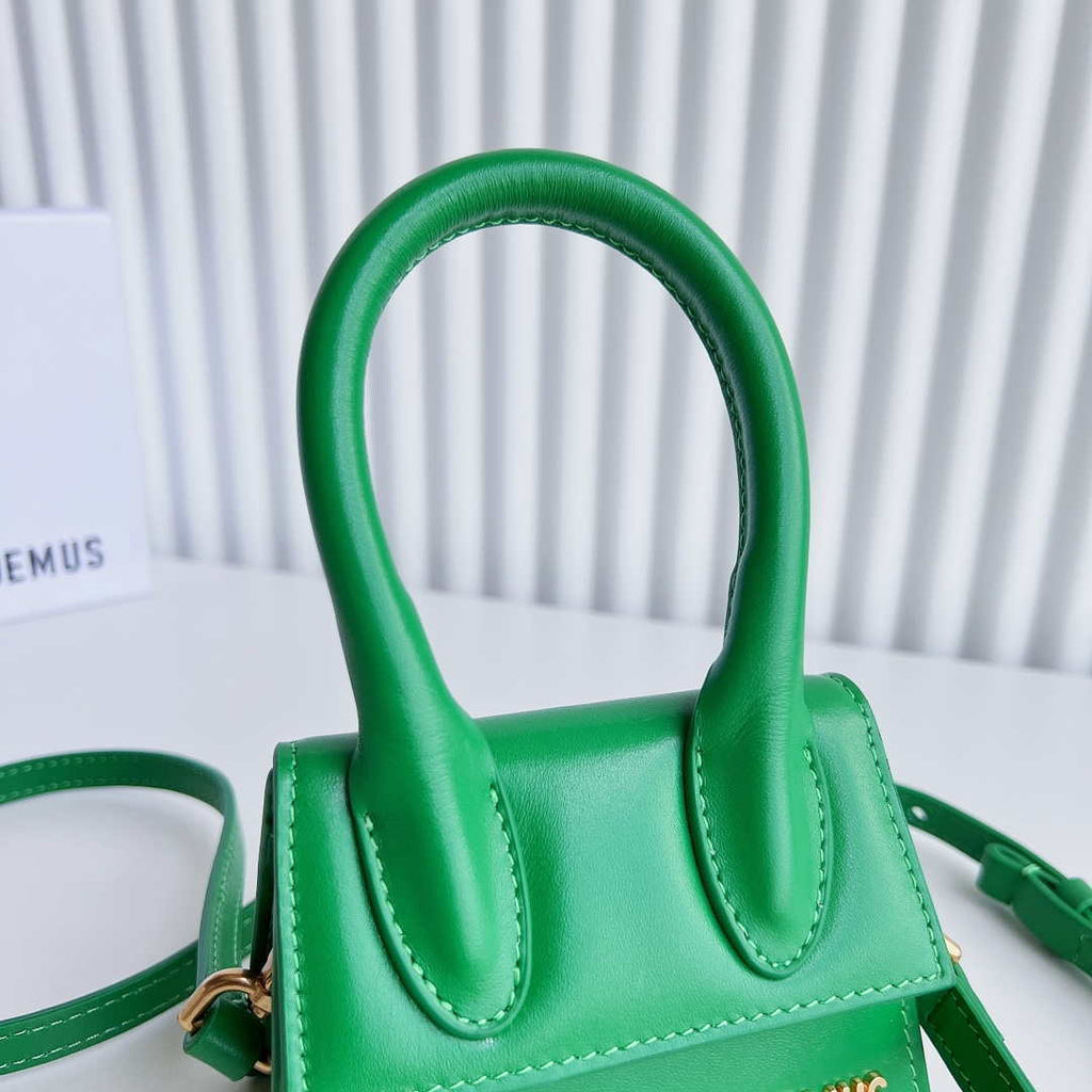 Jacquemus 213BA001 Le Chiquito Signature leather mini handbag Green