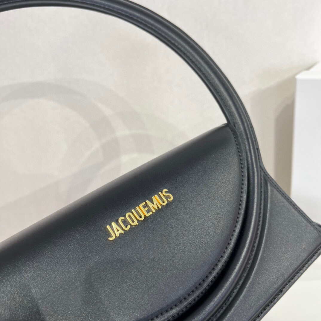 Jacquemus 213BA003 Le sac Rond Circle purse Black