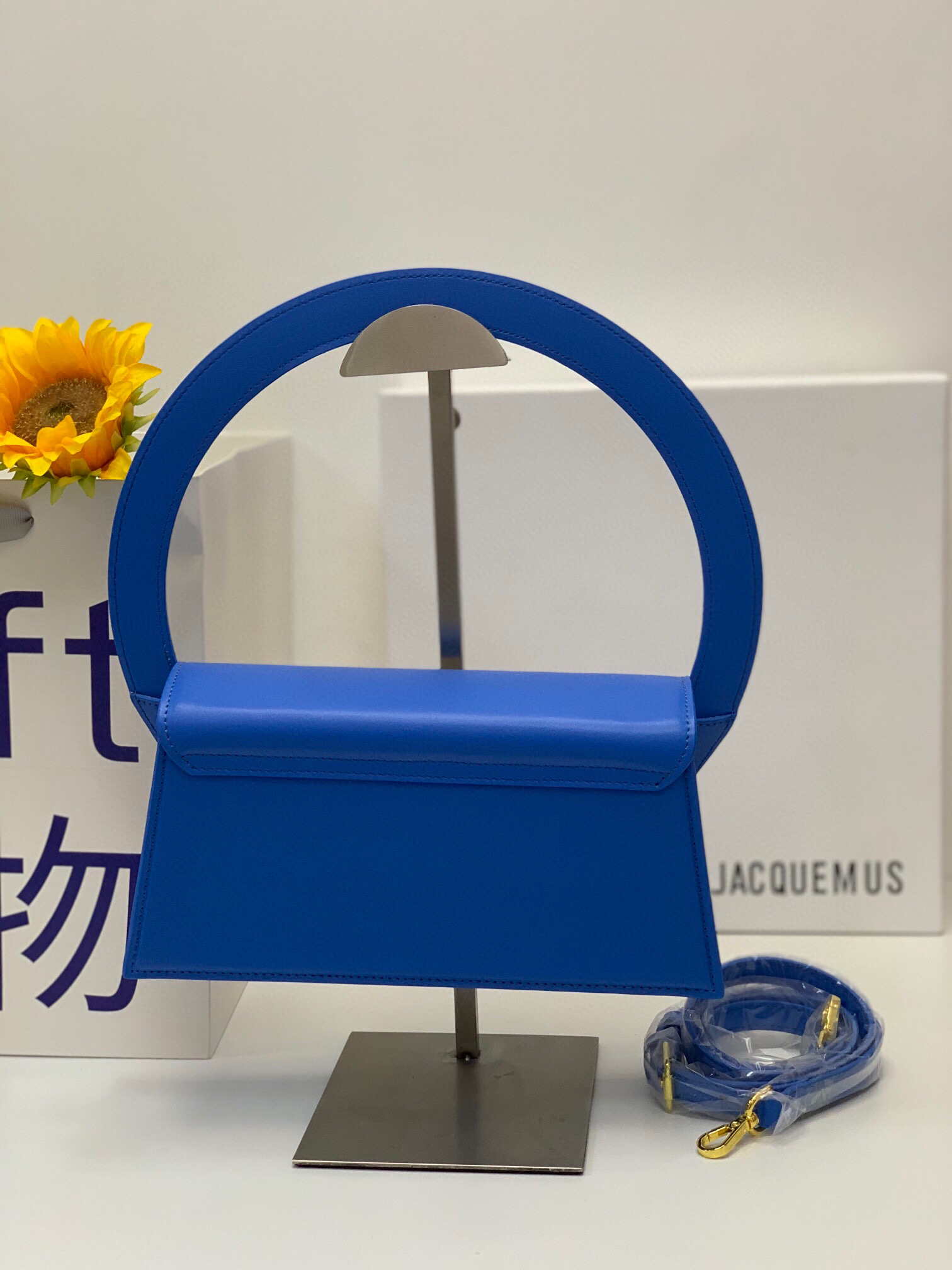 Jacquemus 213BA003 Le sac Rond Circle purse Blue