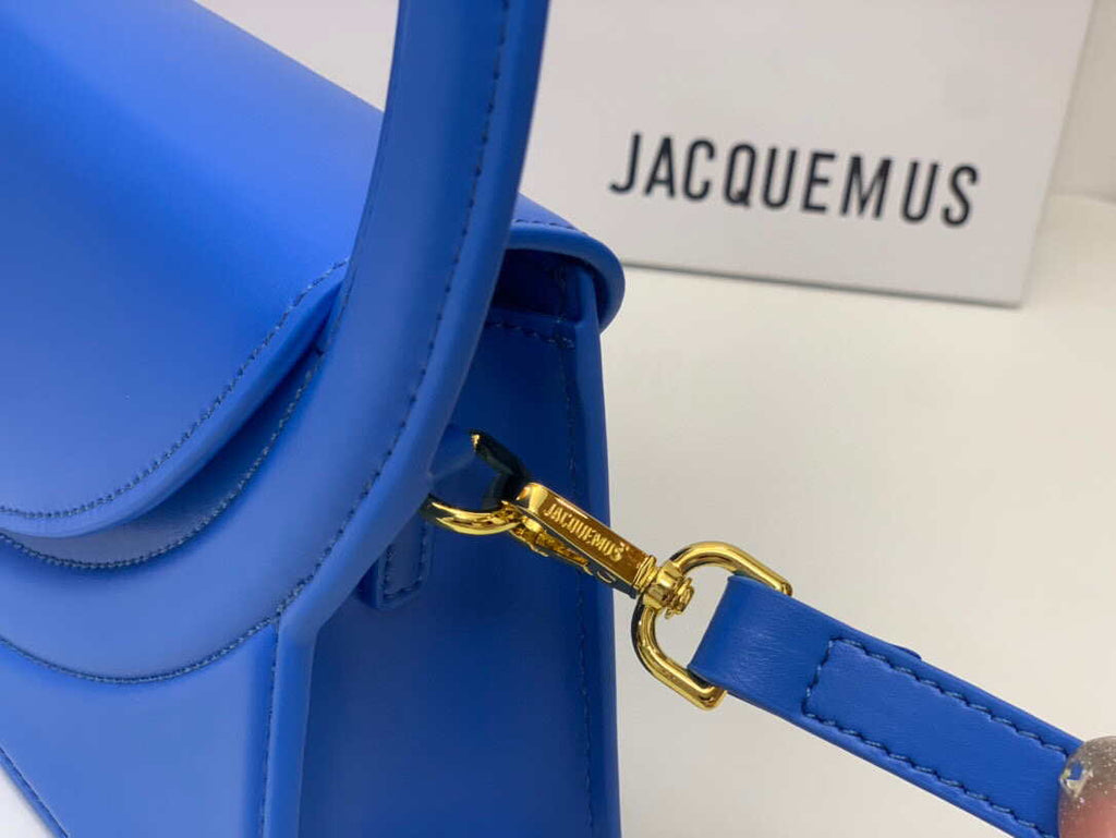 Jacquemus 213BA003 Le sac Rond Circle purse Blue