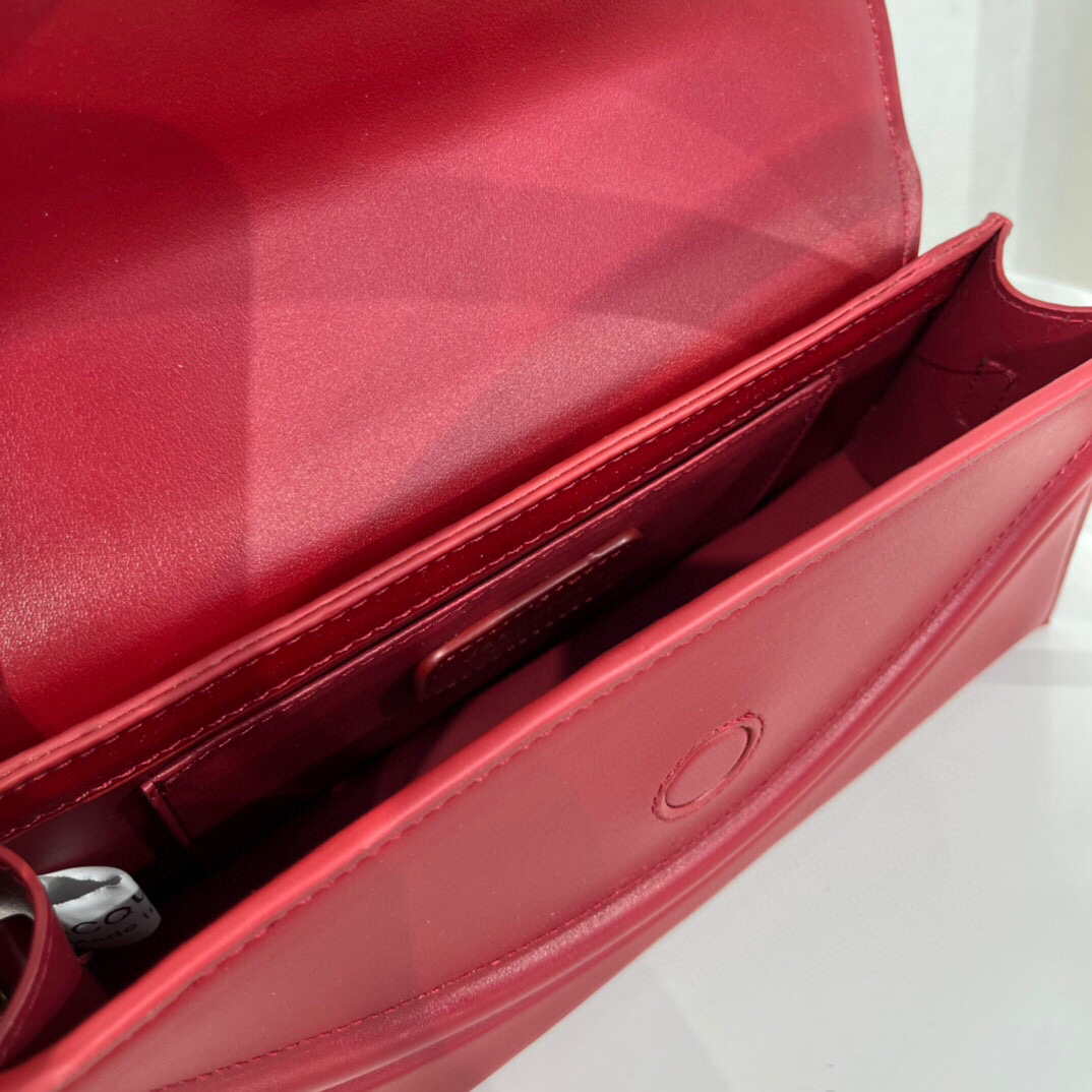 Jacquemus 213BA003 Le sac Rond Circle purse Wine Red