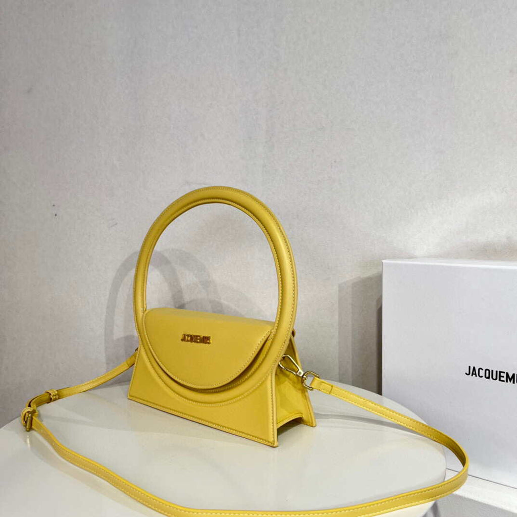 Jacquemus 213BA003 Le sac Rond Circle purse Yellow