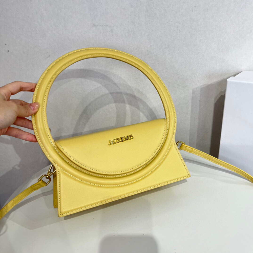 Jacquemus 213BA003 Le sac Rond Circle purse Yellow