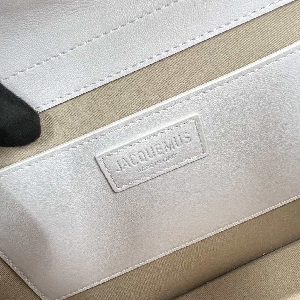 Jacquemus 221BA014 Le Bambinou Envelope handbag White