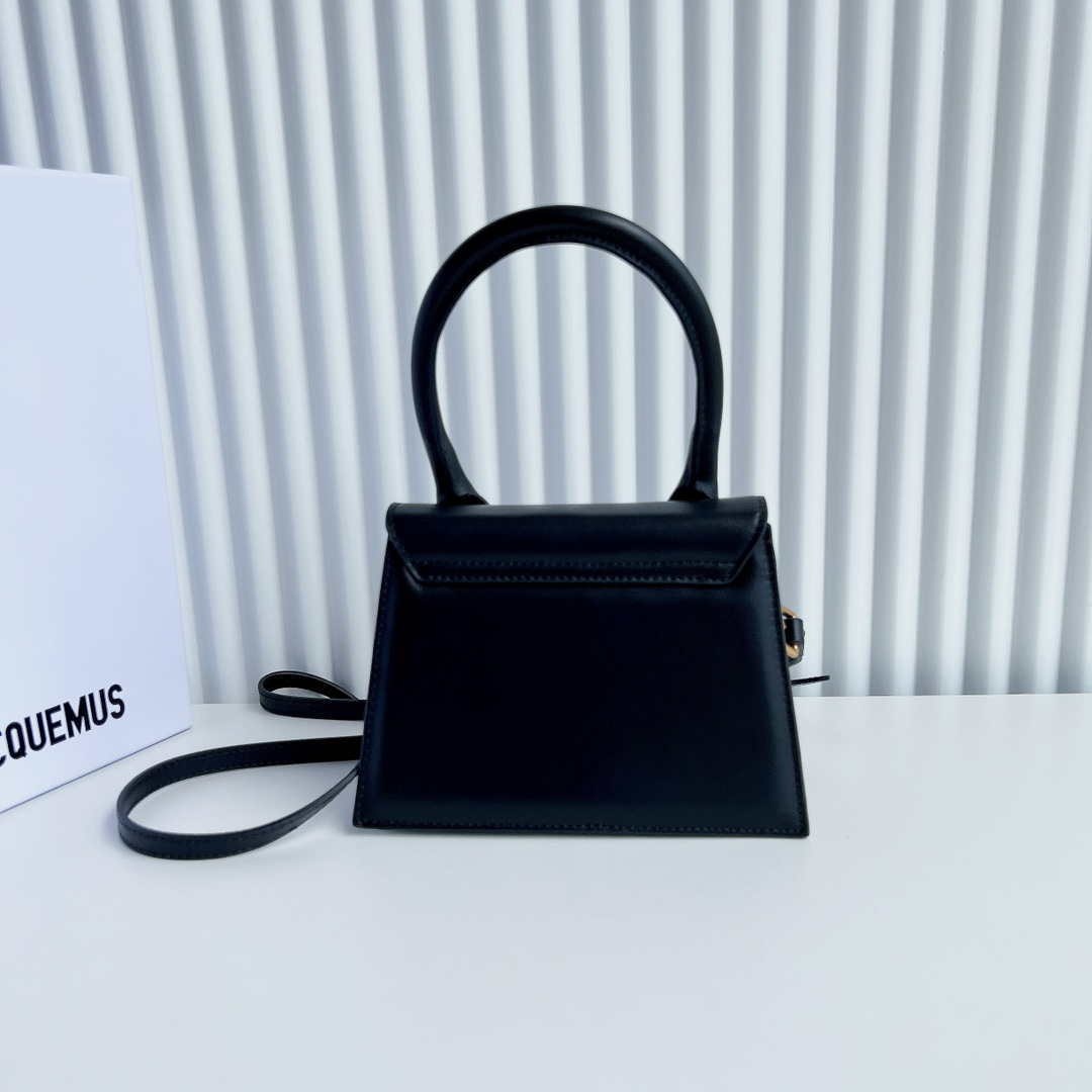 Jacquemus 222553 Black 'Le Chiquito Moyen' Bag