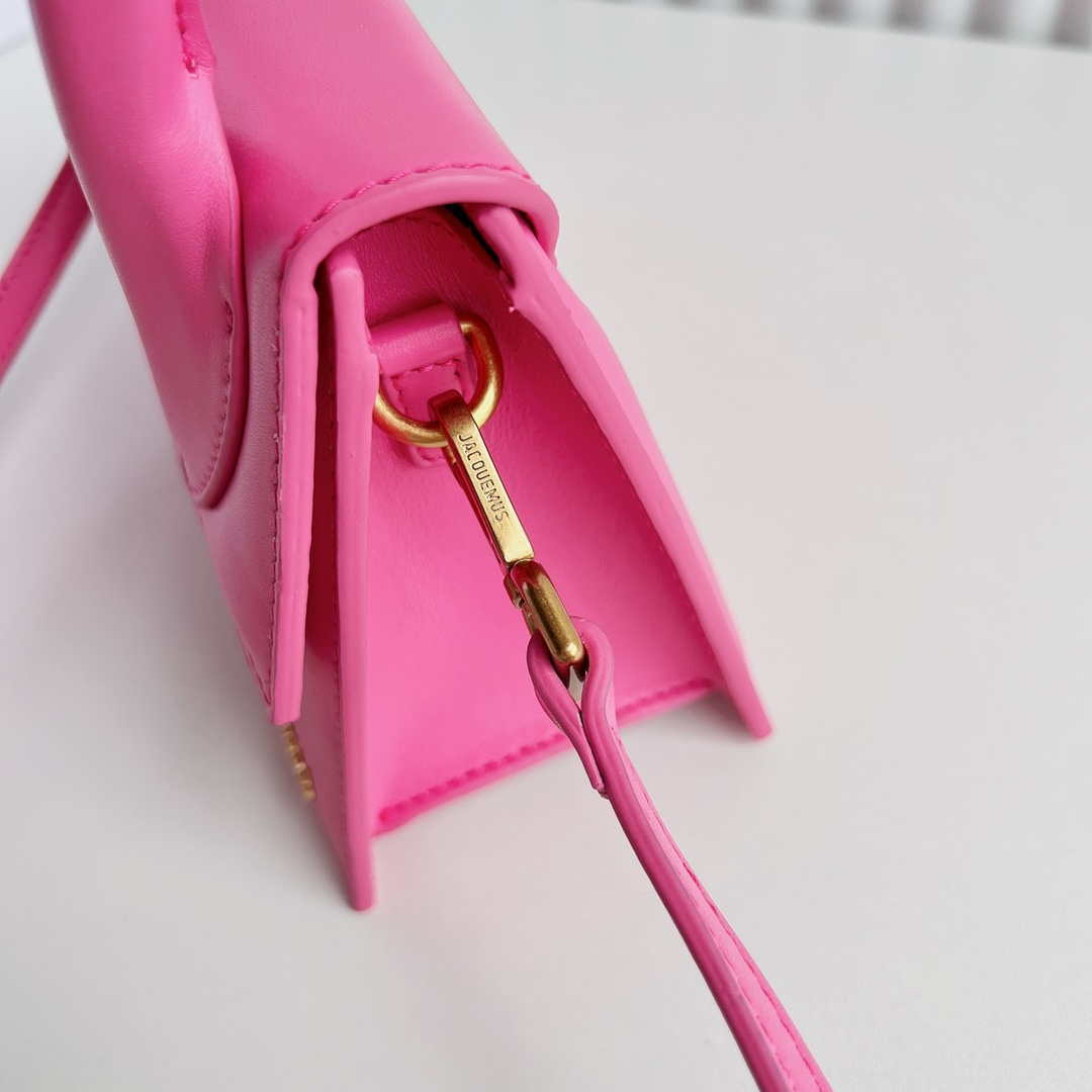 Jacquemus 222553 Pink 'Le Chiquito Moyen' Bag