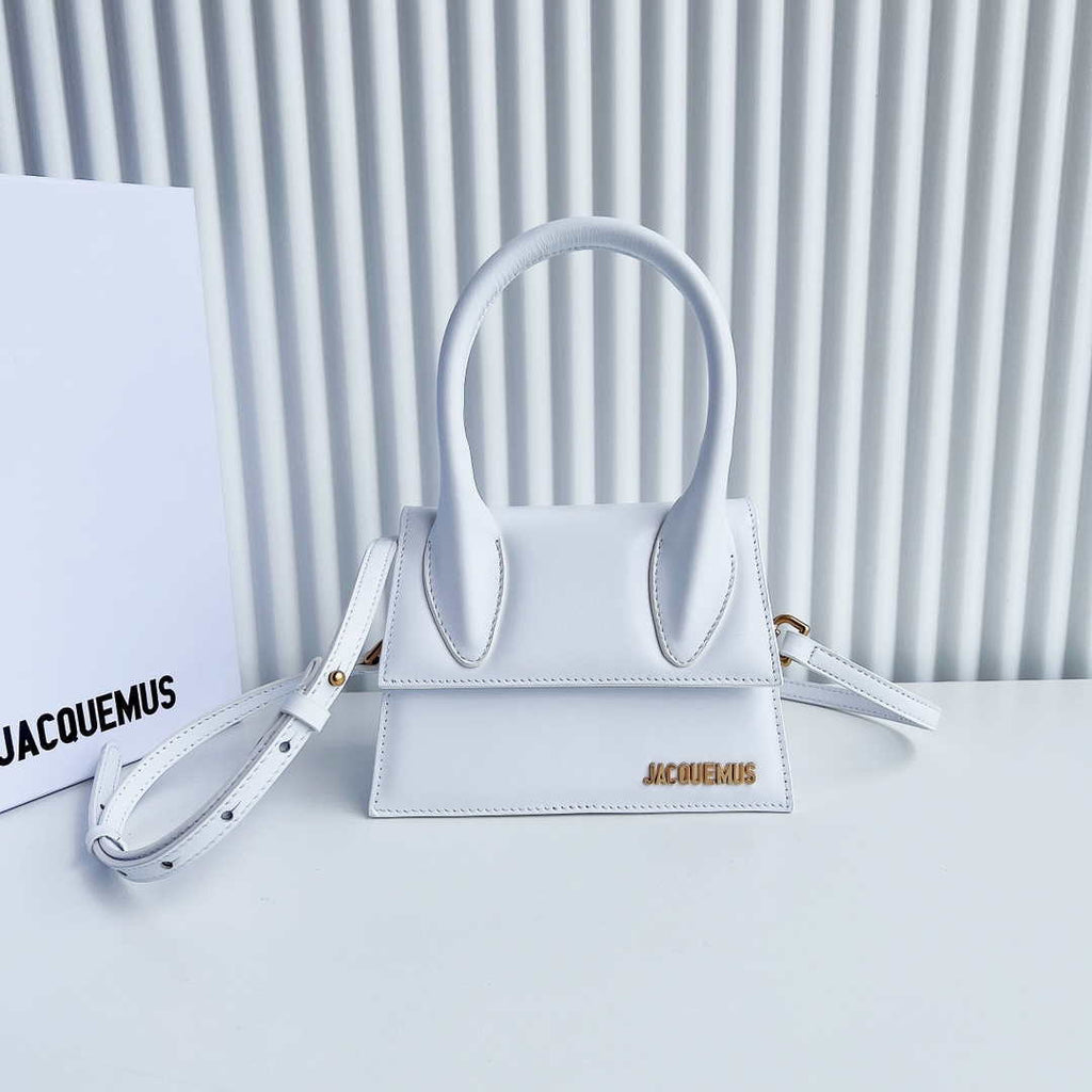 Jacquemus 222553 White 'Le Chiquito Moyen' Bag