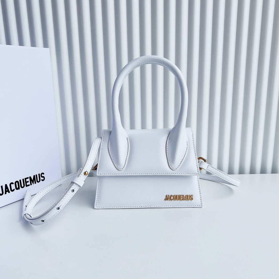 Jacquemus 222553 White 'Le Chiquito Moyen' Bag