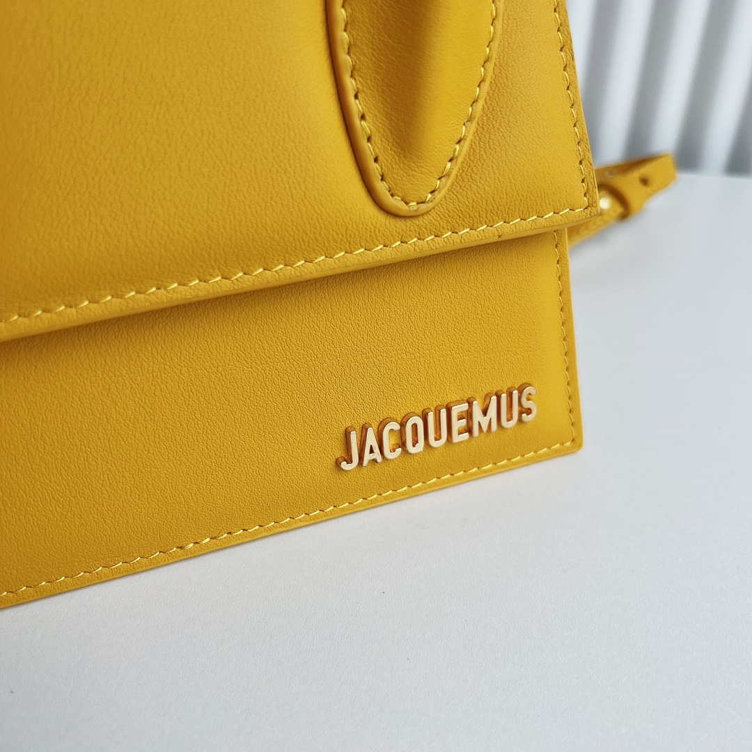 Jacquemus 222553 Yellow 'Le Chiquito Moyen' Bag