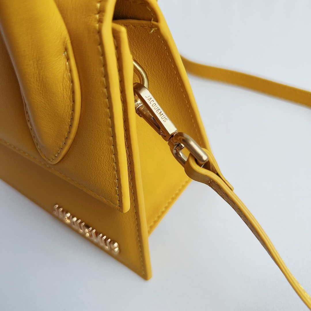 Jacquemus 222553 Yellow 'Le Chiquito Moyen' Bag