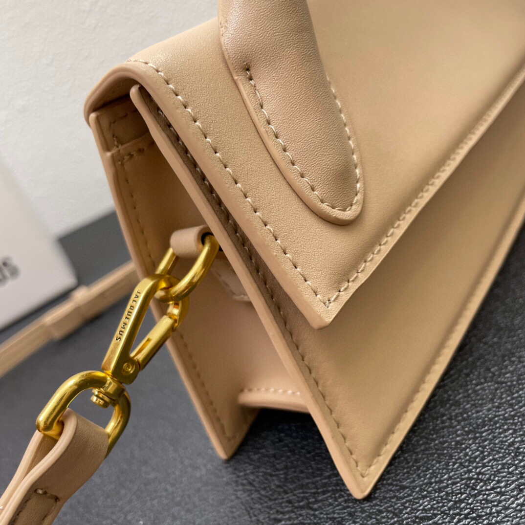 Jacquemus Le Chiquito long 213BA004 Long signature handbag Apricot