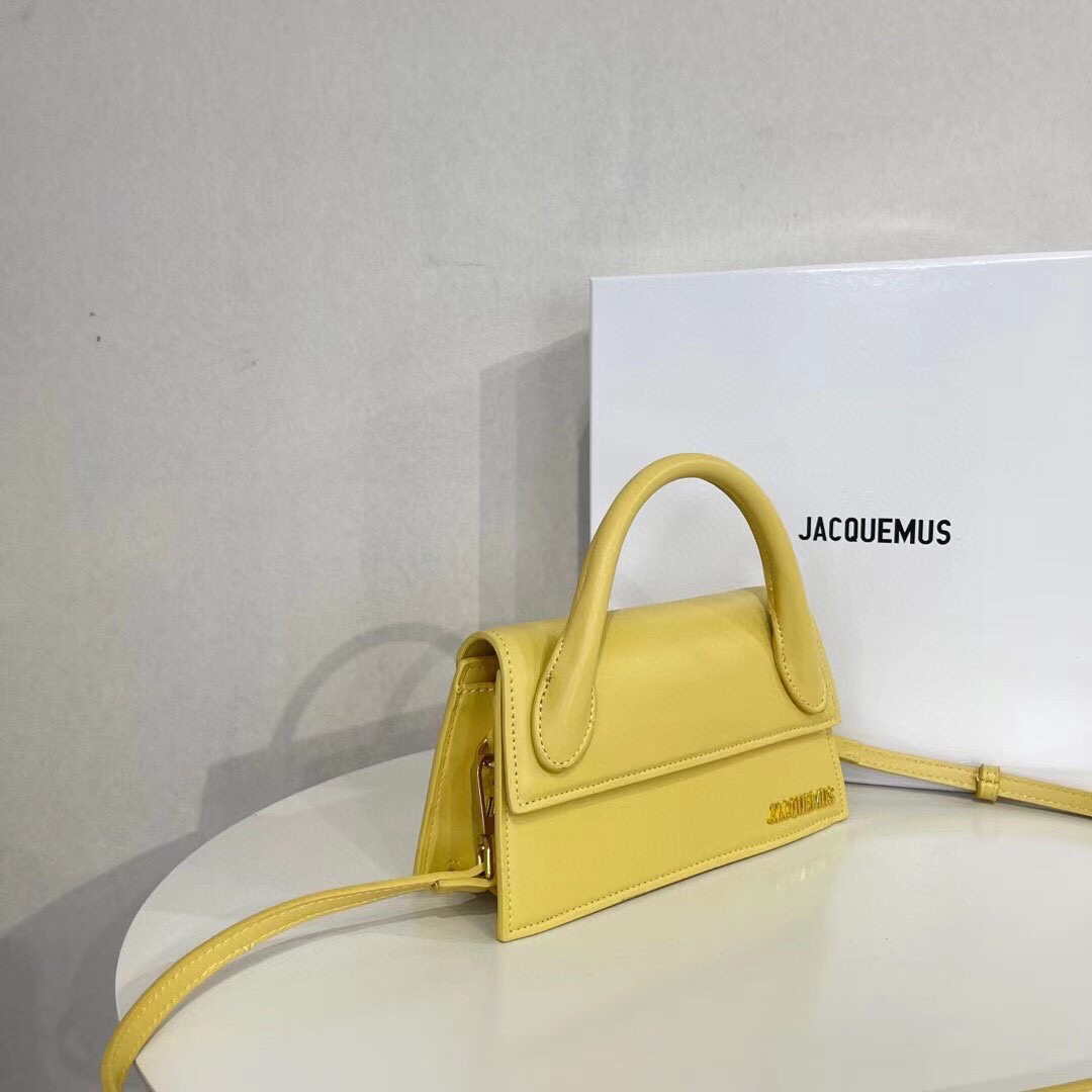 Jacquemus Le grand Chiquito 213BA003 Yellow