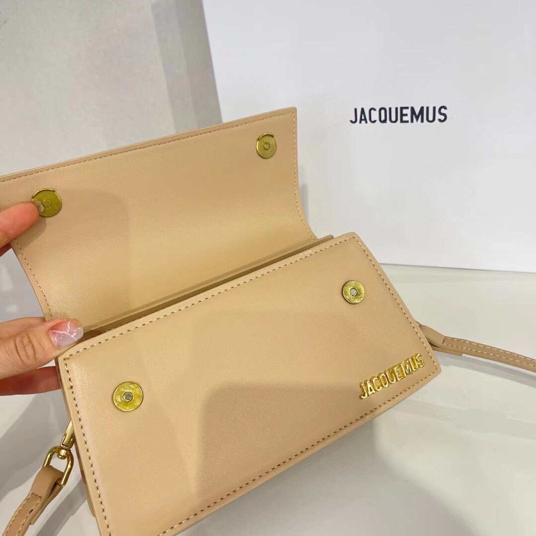 Jacquemus Le grand Chiquito 213BA003 Apricot