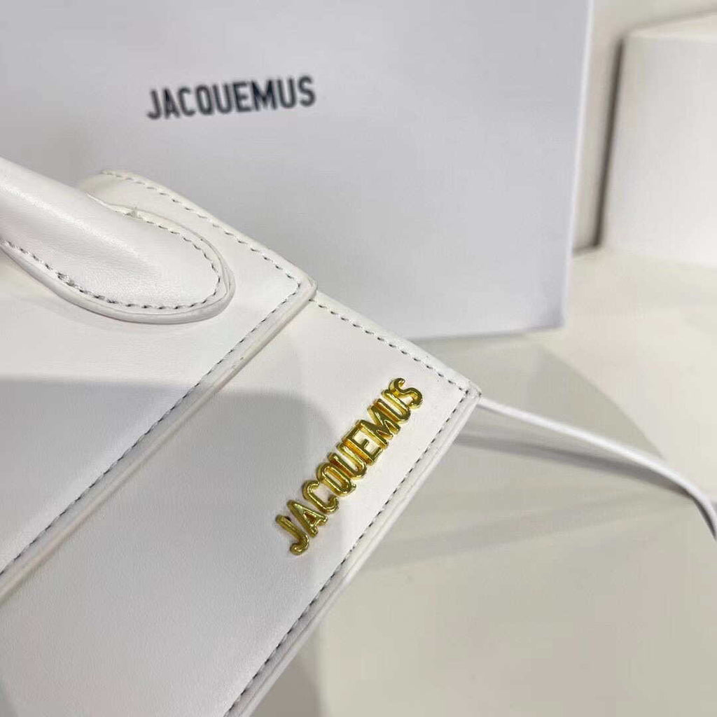 Jacquemus Le grand Chiquito 213BA003 White