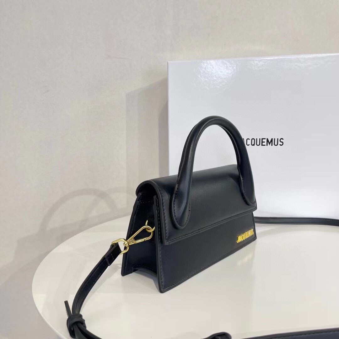 Jacquemus Le grand Chiquito 213BA003 Black