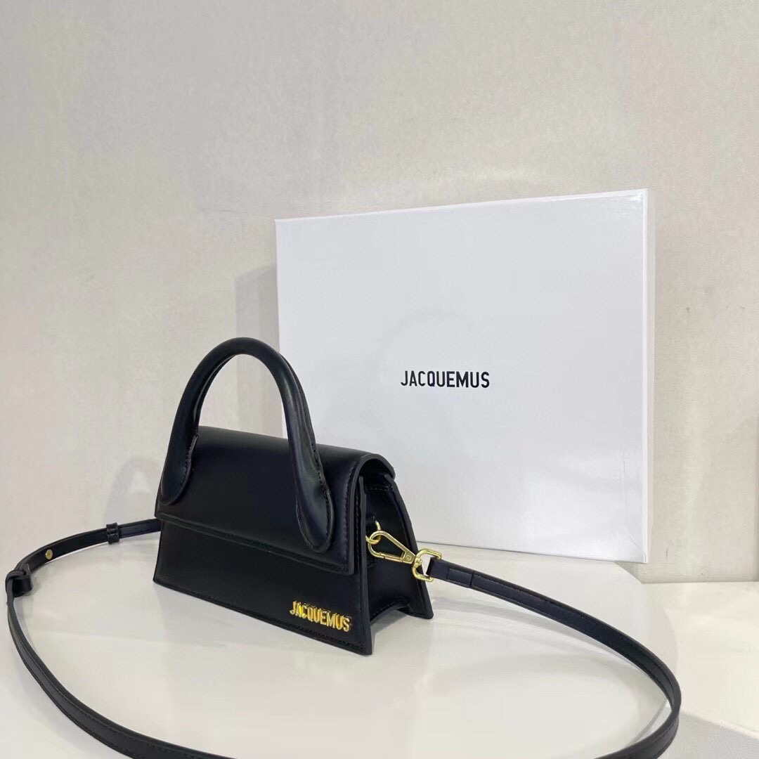 Jacquemus Le grand Chiquito 213BA003 Black