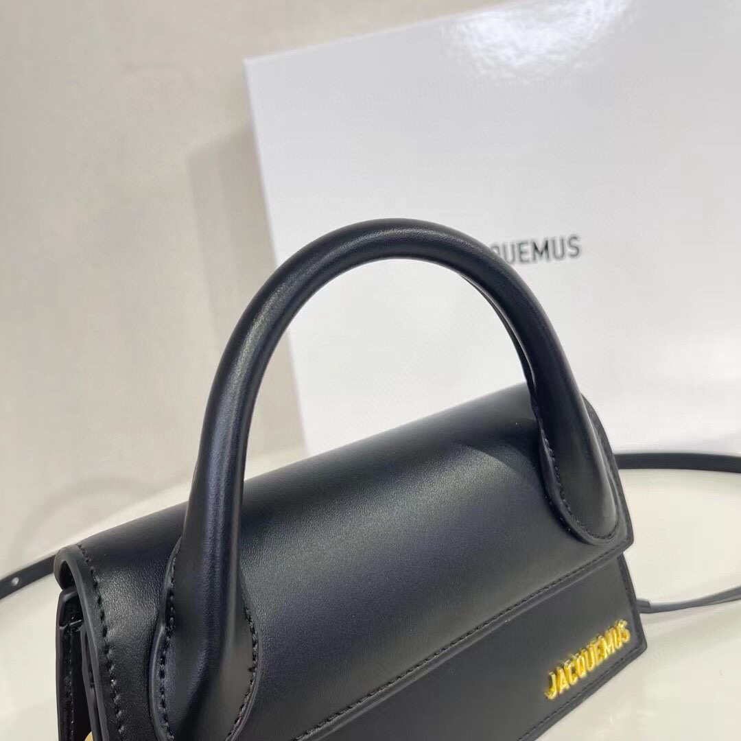 Jacquemus Le grand Chiquito 213BA003 Black