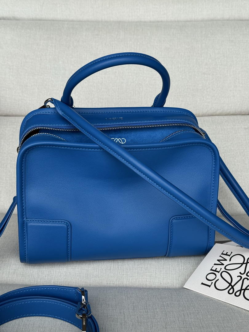 Loewe A039AS0X01 Small Amazona 180 bag in soft calfskin Blue