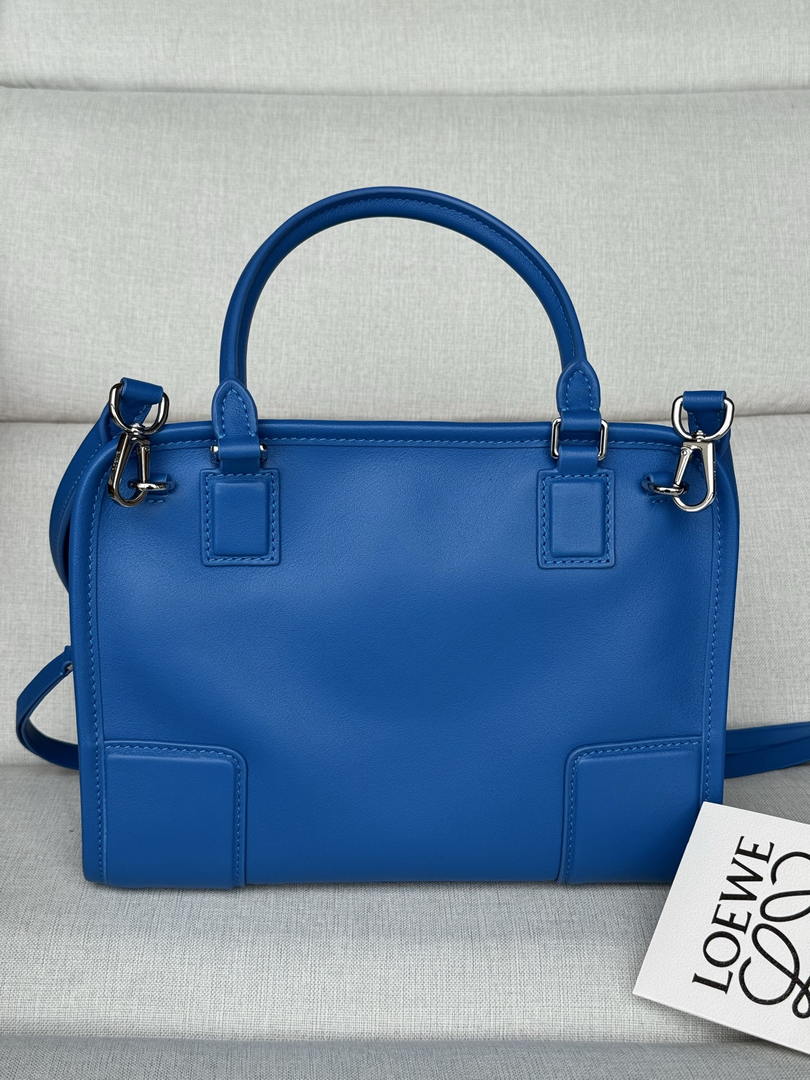 Loewe A039AS0X01 Small Amazona 180 bag in soft calfskin Blue