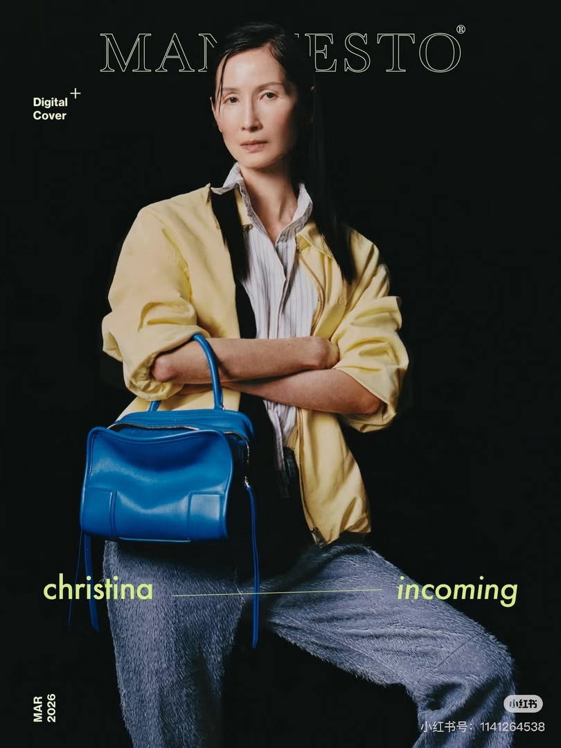 Loewe A039AS0X01 Small Amazona 180 bag in soft calfskin Blue