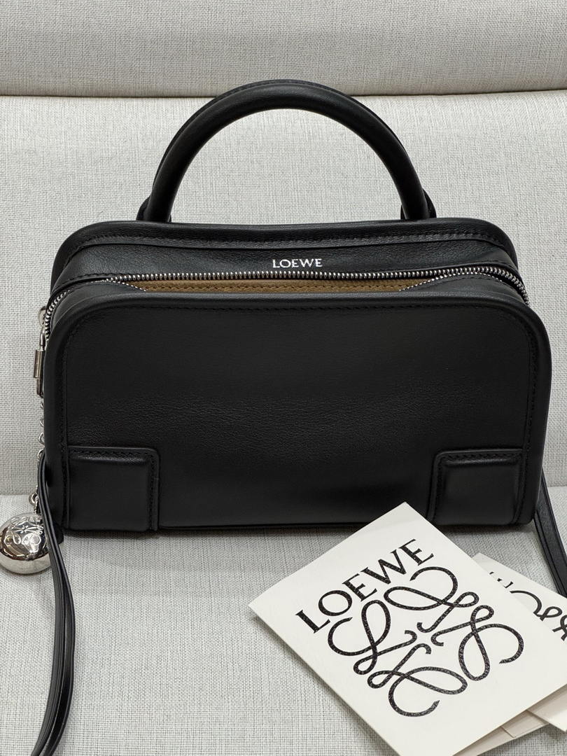 Loewe A039AS4X12  Mini Amazona 180 bag in soft calfskin Black