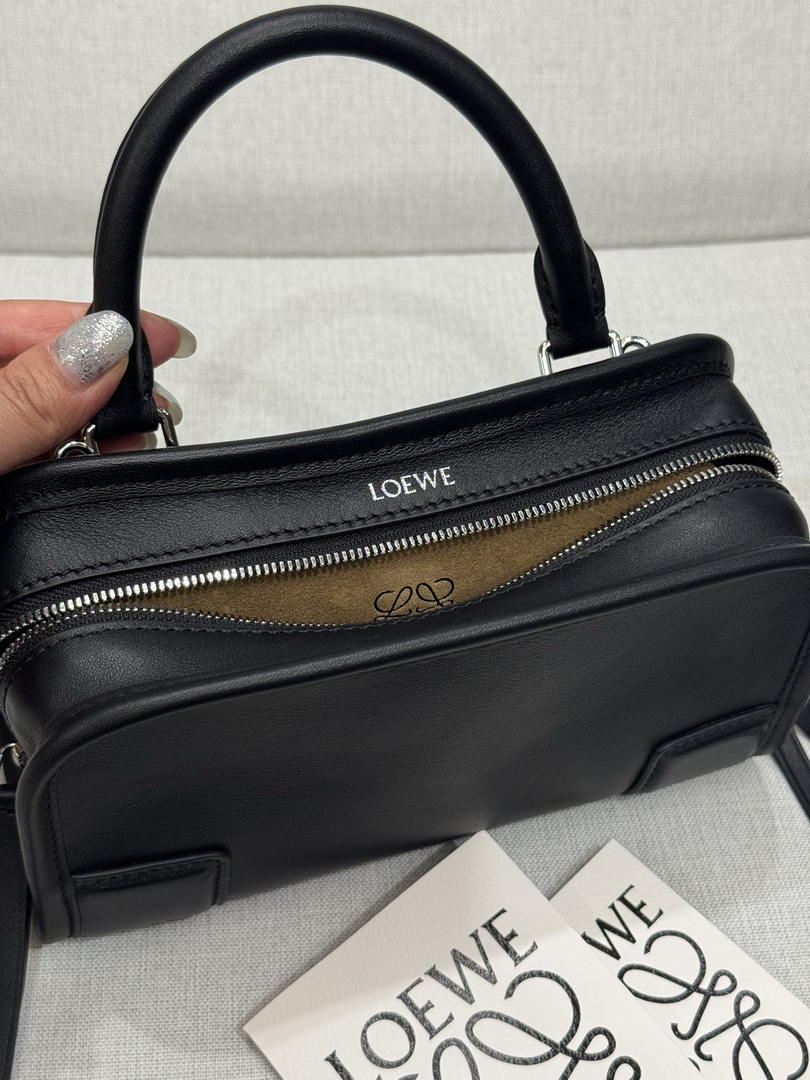 Loewe A039AS4X12  Mini Amazona 180 bag in soft calfskin Black