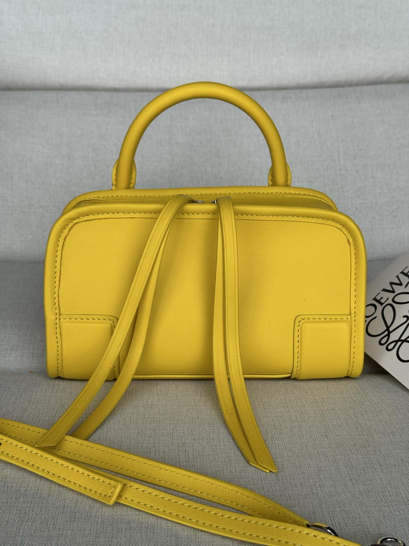 Loewe A039AS4X12  Mini Amazona 180 bag in soft calfskin Yellow