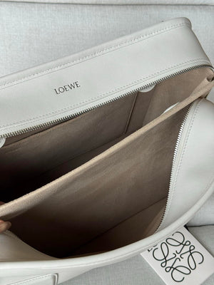 Loewe A039ASRX03 Large Amazona 180 bag in soft calfskin White - Default Title - View 7