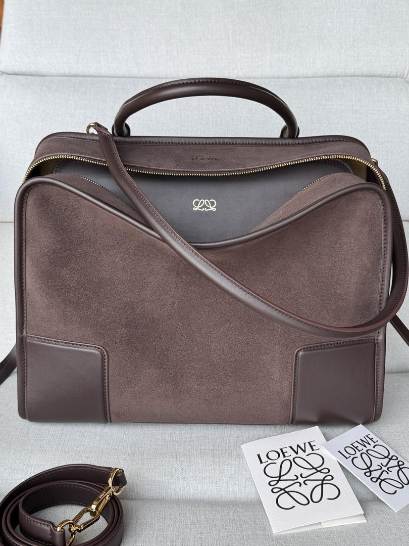 Loewe A039ASRX03 Large Amazona 180 bag in suede