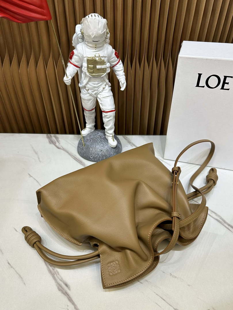 Loewe A411FC1X83 Flamenco clutch in Nappa Calfskin Loe8001