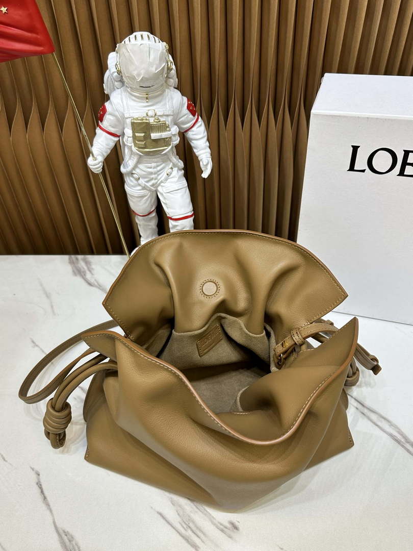 Loewe A411FC1X83 Flamenco clutch in Nappa Calfskin Loe8001