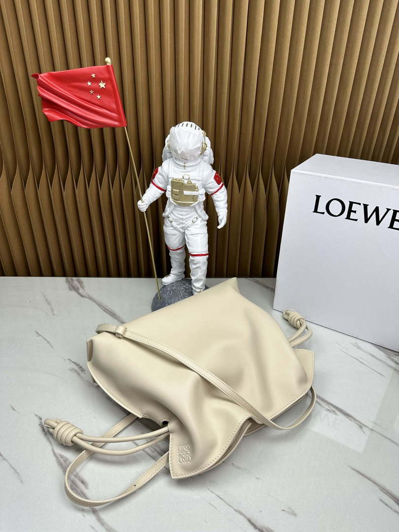 Loewe A411FC1X83 Flamenco clutch in Nappa Calfskin Loe8005