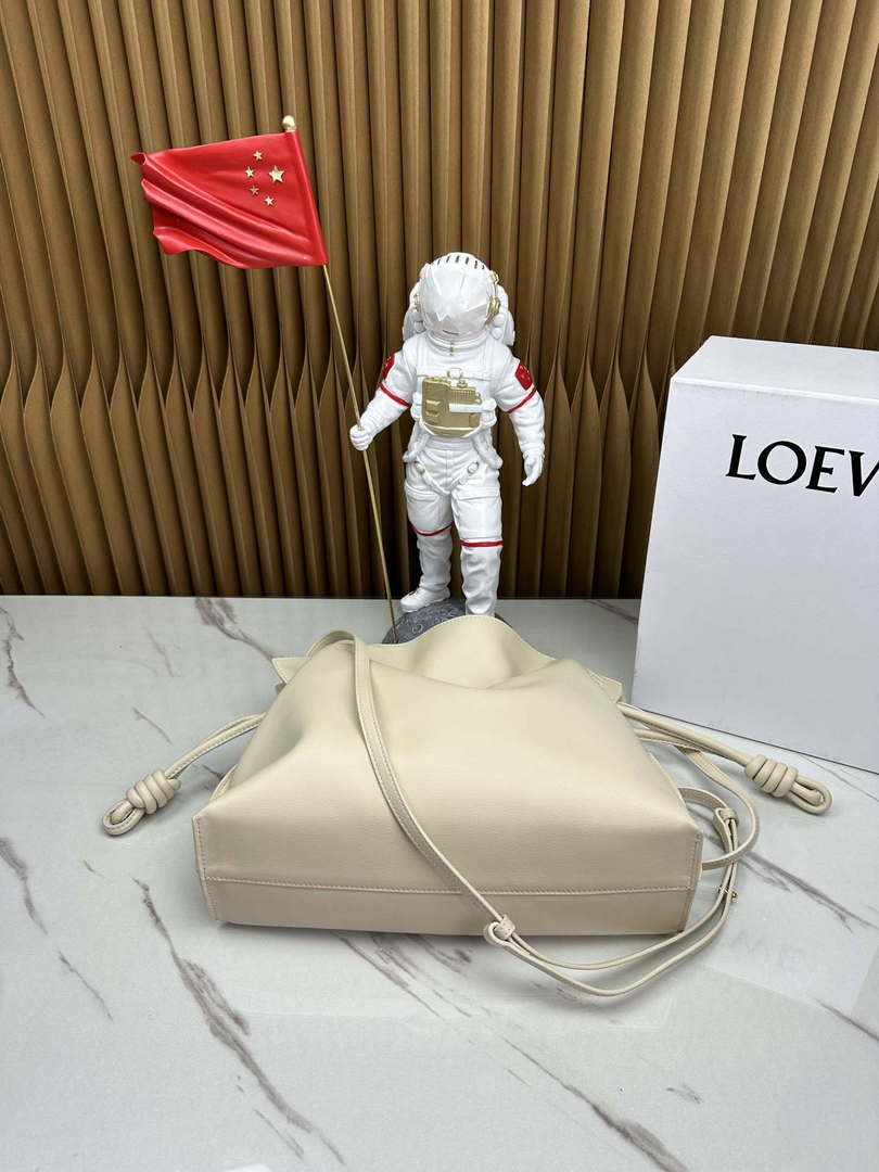 Loewe A411FC1X83 Flamenco clutch in Nappa Calfskin Loe8005