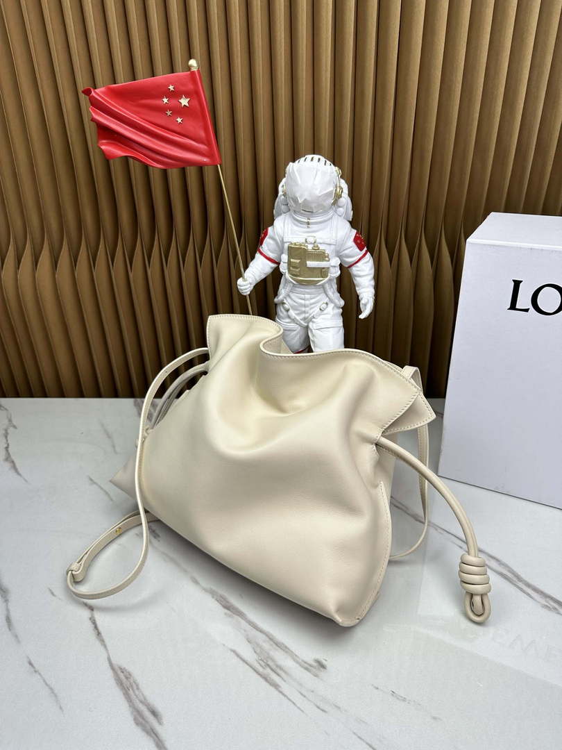 Loewe A411FC1X83 Flamenco clutch in Nappa Calfskin Loe8005