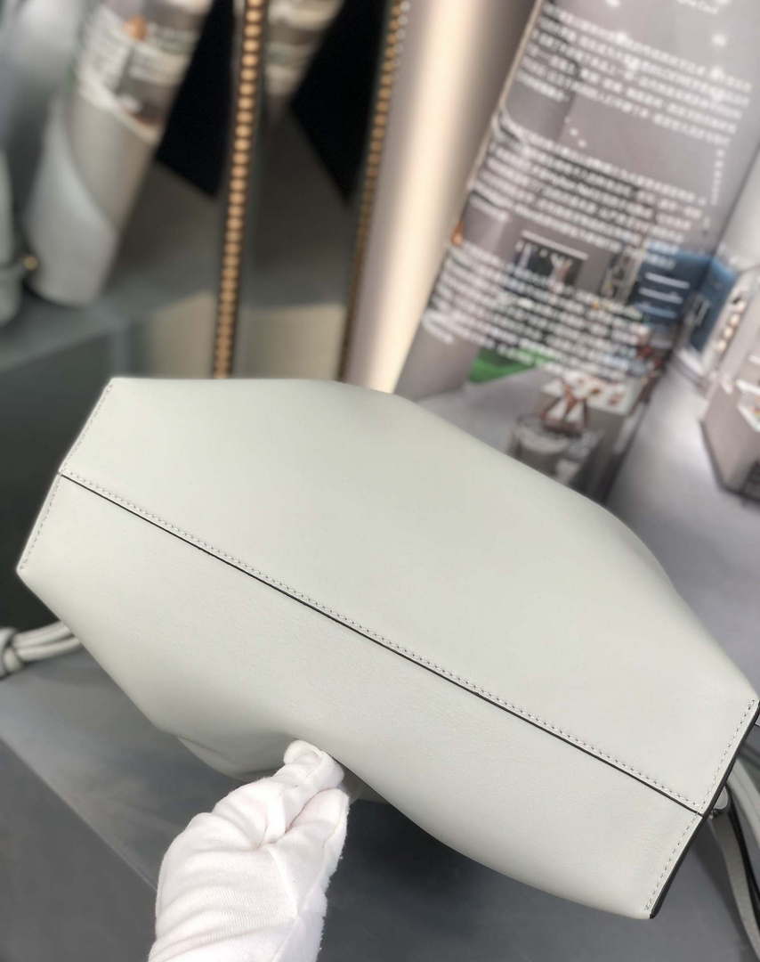 Loewe A411FC1X83 Flamenco clutch in Nappa Calfskin Loe8008